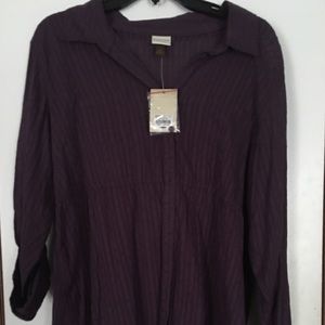 Women’s long sleeve roll tab blouse